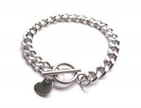 Stainless steel curb schakel armband met kapittelslotje en hart bedel antiek zilver 18,5cm