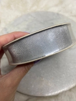 Luxe metallic lint zilver 25mm (rol 9 meter)