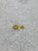 Metalen tussenkraal plat rond 4mm en 6mm goud (21 stuks)