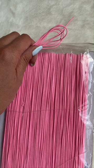 Zuurstok roze elastiek/ elastisch nylon koord 1,2mm (130 meter)