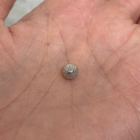 Zilveren ronde kraal met hart motief 6mm (182 stuks)