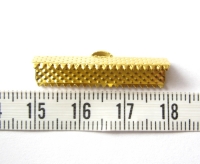 XL gouden geribbelde koordklem 30x7,5mm (126 stuks)