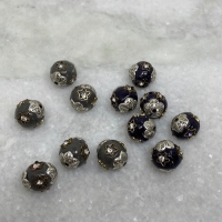 Donkerblauwe en grijze Indonesische kraal 12x11mm (28 stuks)