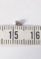 Zilveren mini Tibetaanse rechthoekige kraal 2x2.2mm (1500 stuks)
