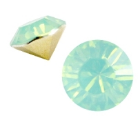 BQ puntsteen ss39 crysolite green opal